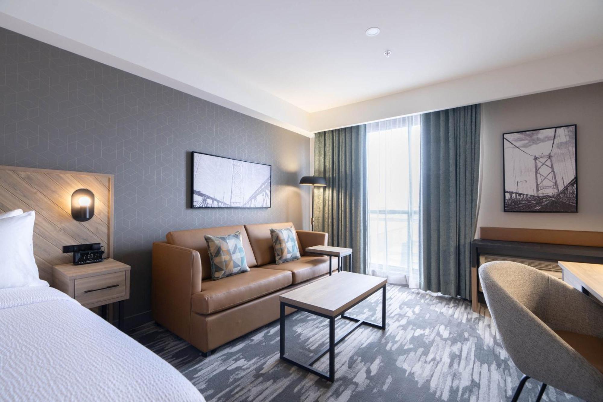 Sandman Signature Winnipeg Airport Hotel & Suites ภายนอก รูปภาพ