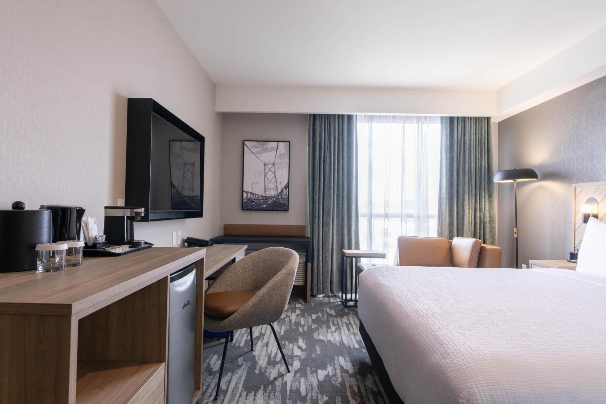 Sandman Signature Winnipeg Airport Hotel & Suites ภายนอก รูปภาพ