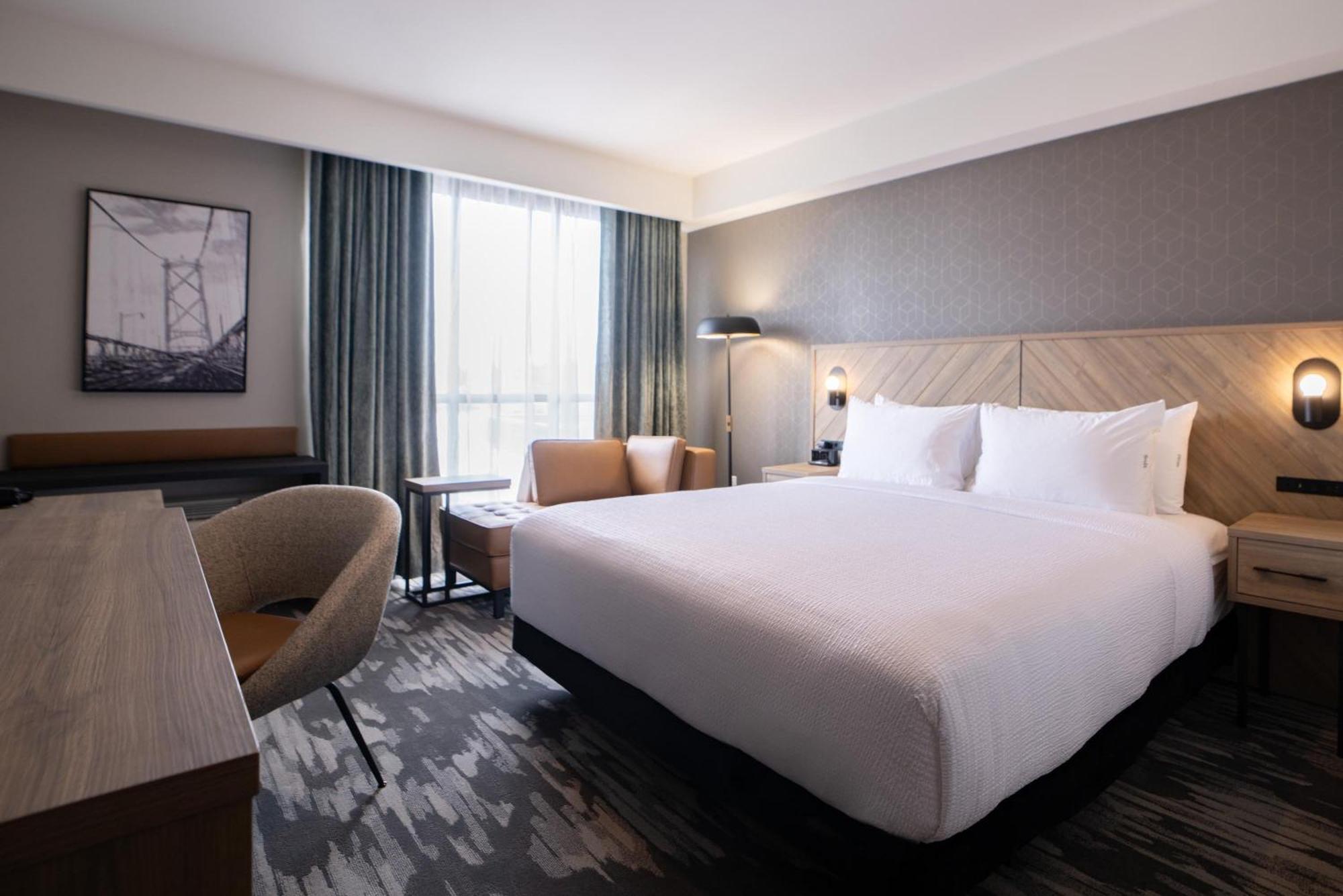 Sandman Signature Winnipeg Airport Hotel & Suites ภายนอก รูปภาพ